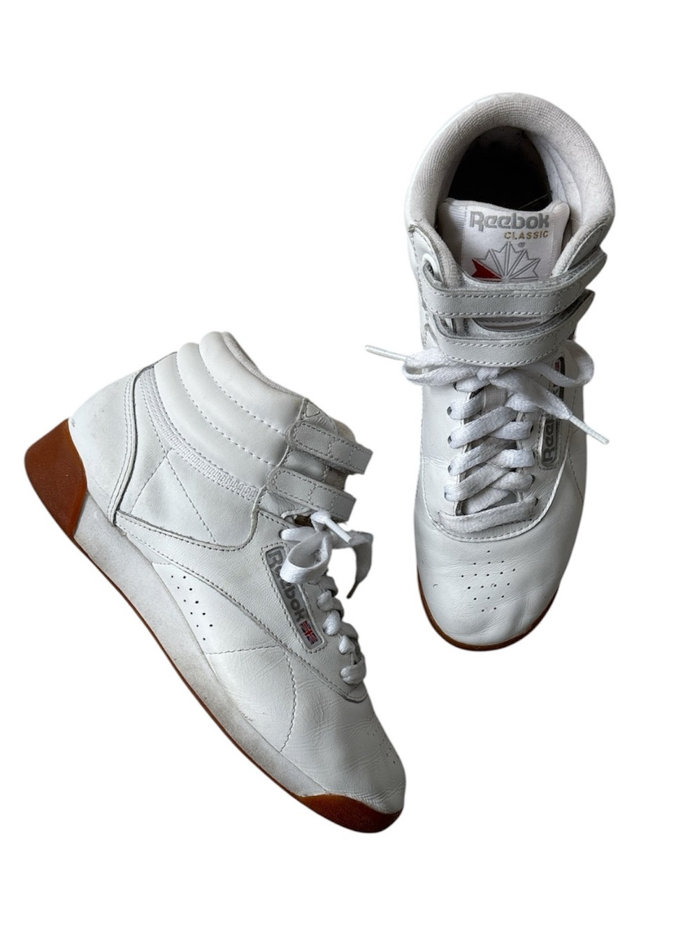 Reebok Women's Freestyle HI Walking Shoe White/Red/Gum 6.5 - Picture 2 of 11